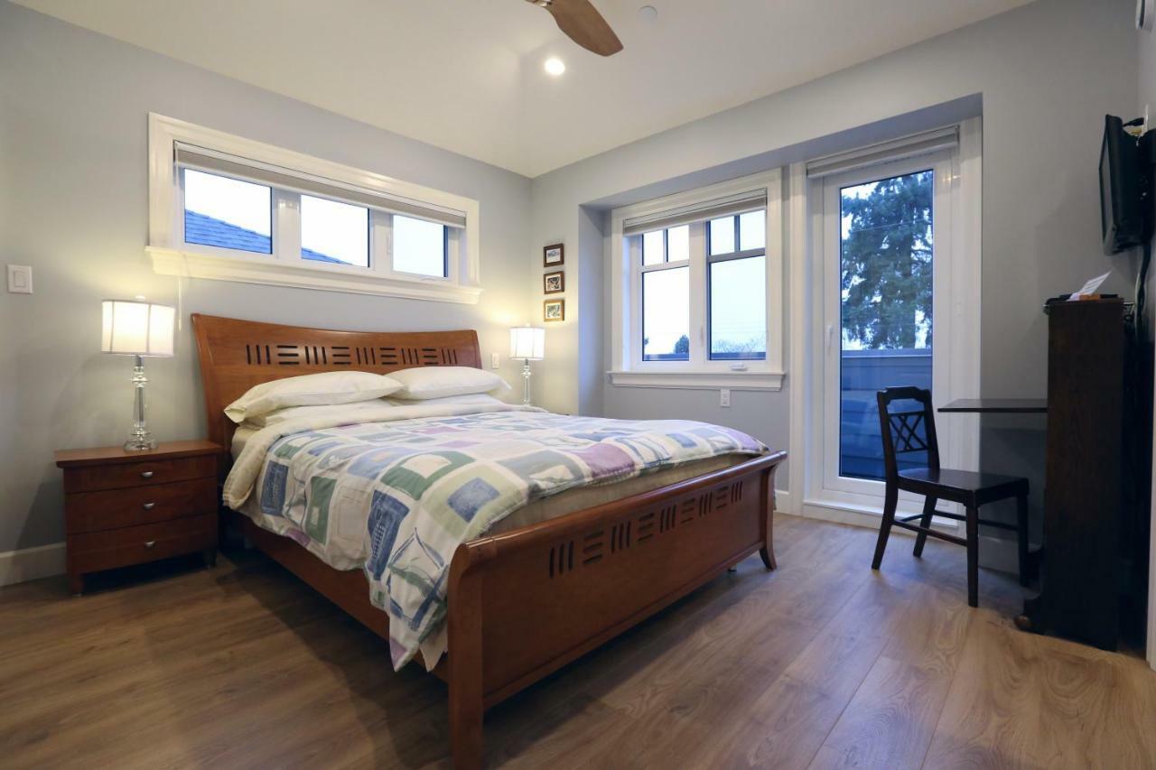 Vancouver Traveller B&B Екстер'єр фото
