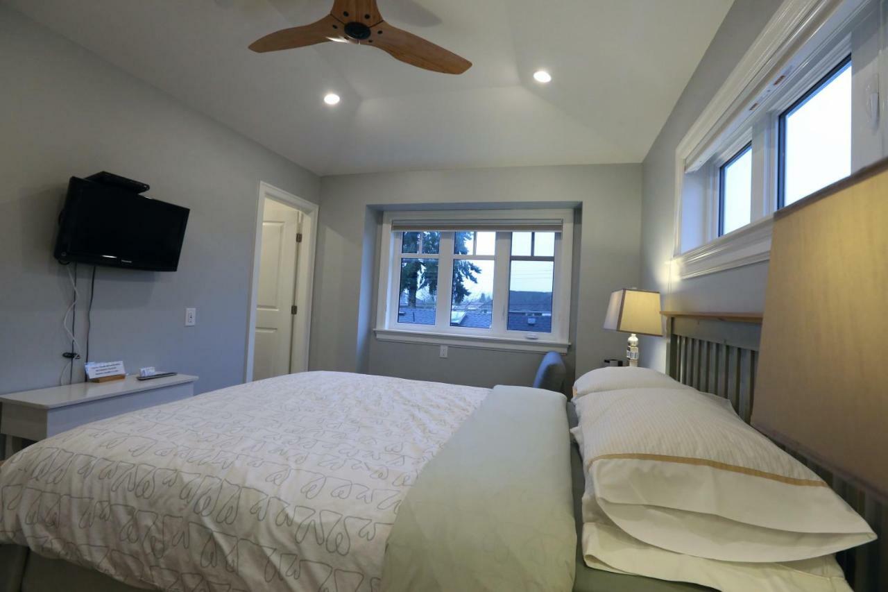 Vancouver Traveller B&B Екстер'єр фото