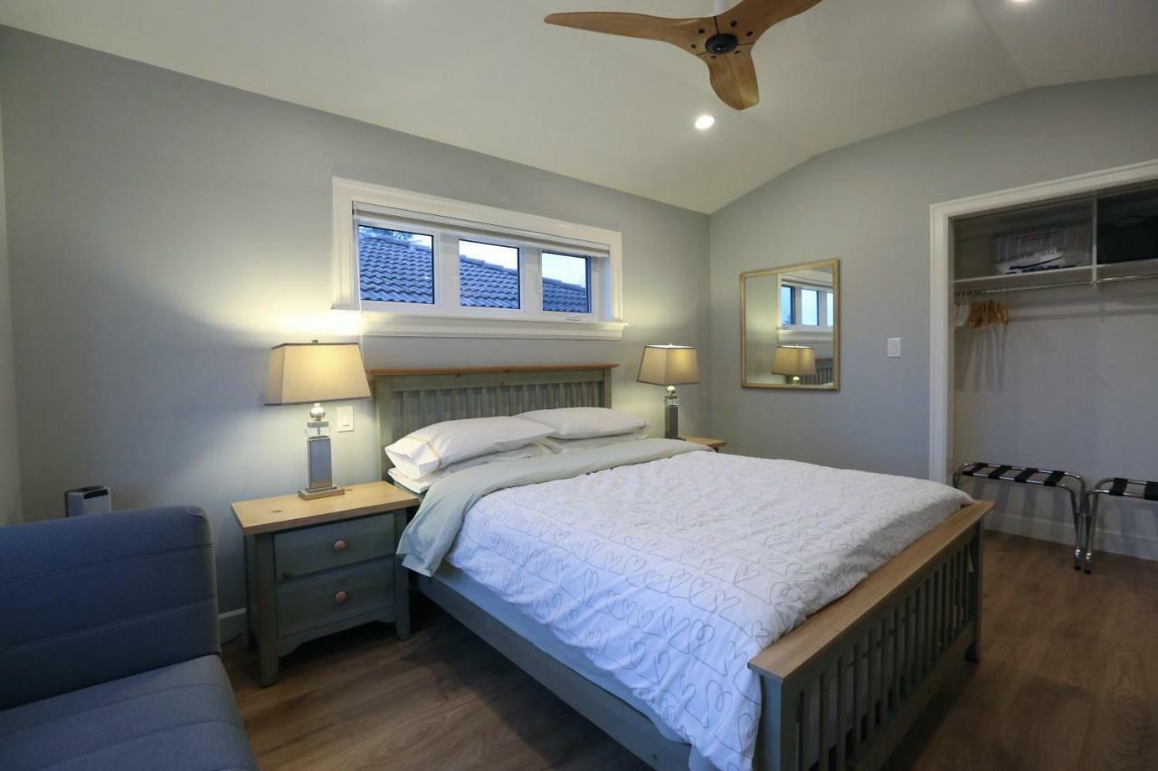 Vancouver Traveller B&B Екстер'єр фото